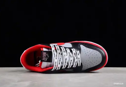 Low Dunk DR6189-001 University Nike Atlanta Clark 0522